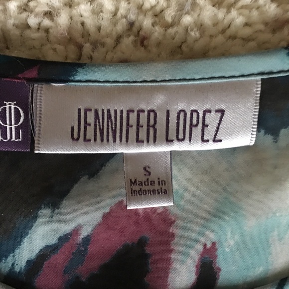 JLo Ruffled Blouse - Picture 7 of 7